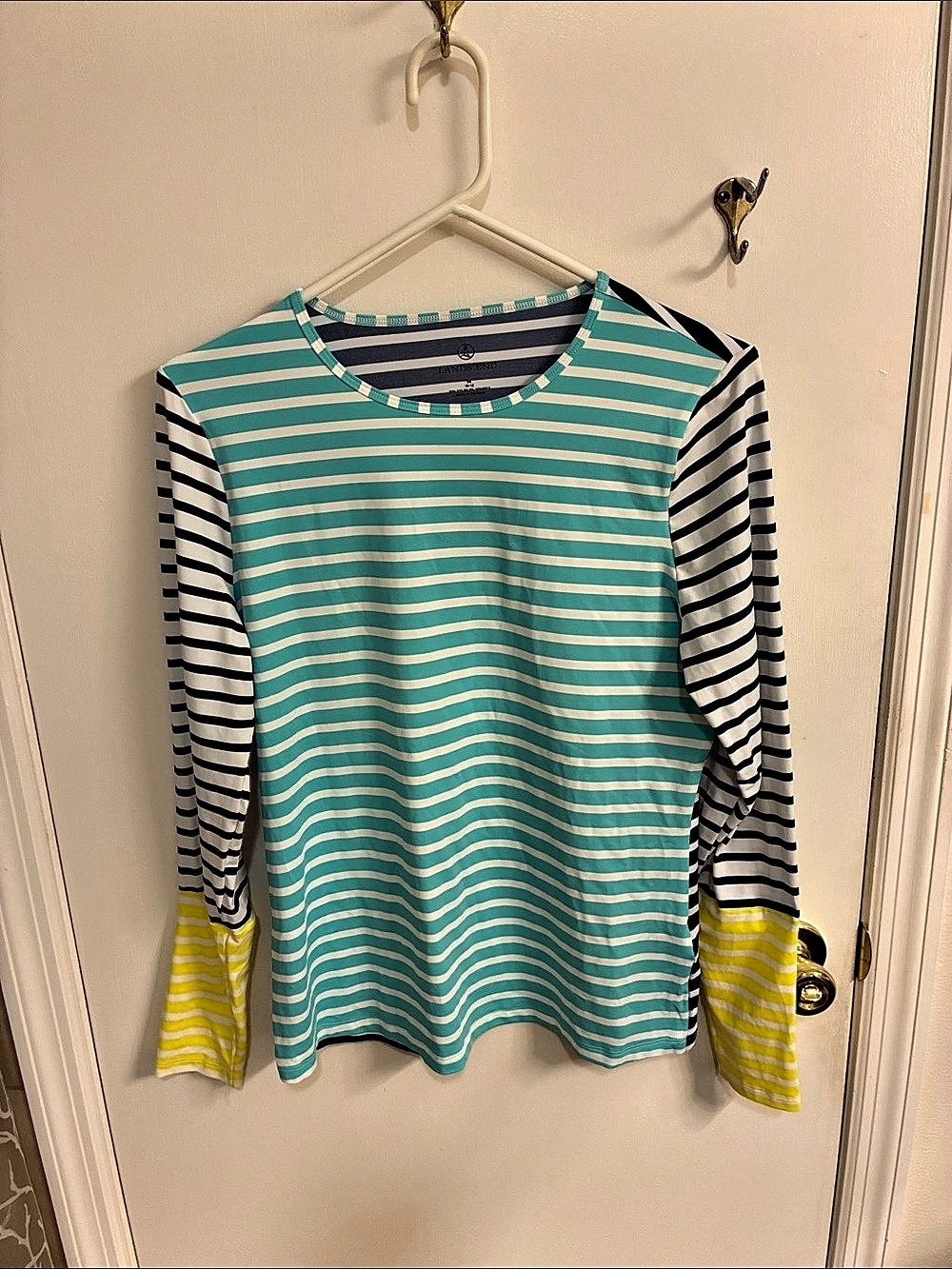 Lands' End Women's SunShade UPF 50 Long Sleeve Rash Guard Swim Tee Sz M